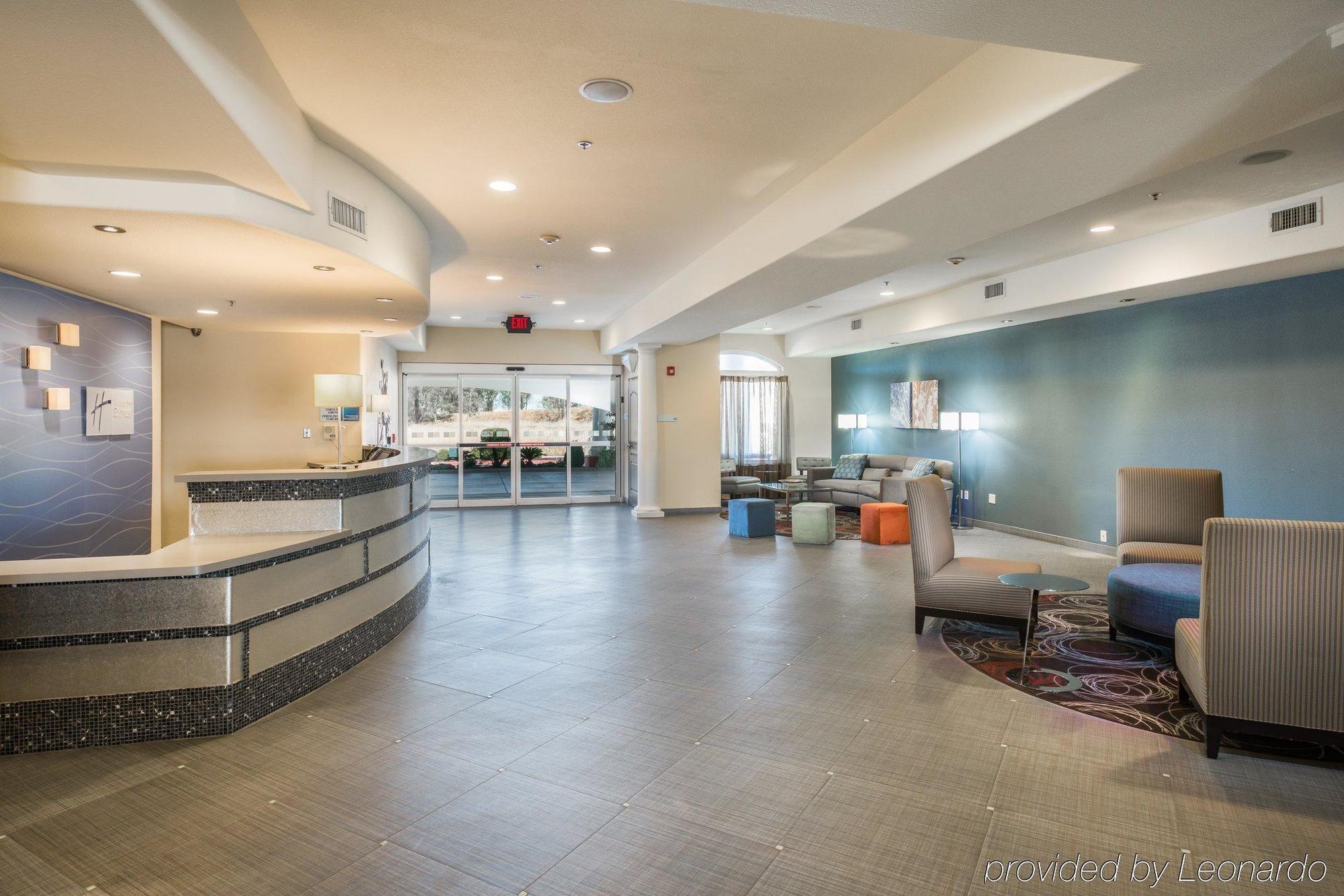 Express & Yosemite Park Area By Ihg Hotel